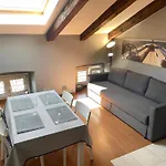 Tivarnella - Large And Bright Attic In Center アパート *