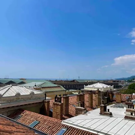 Tivarnella - Large And Bright Attic In Center 公寓 的里雅斯特